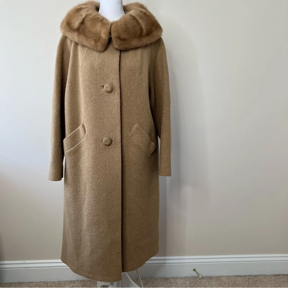 Vintage 1950s Stevens Hockanum Fabric Topaz Mink Boucle Fabric Top Coat - Picture 1 of 11